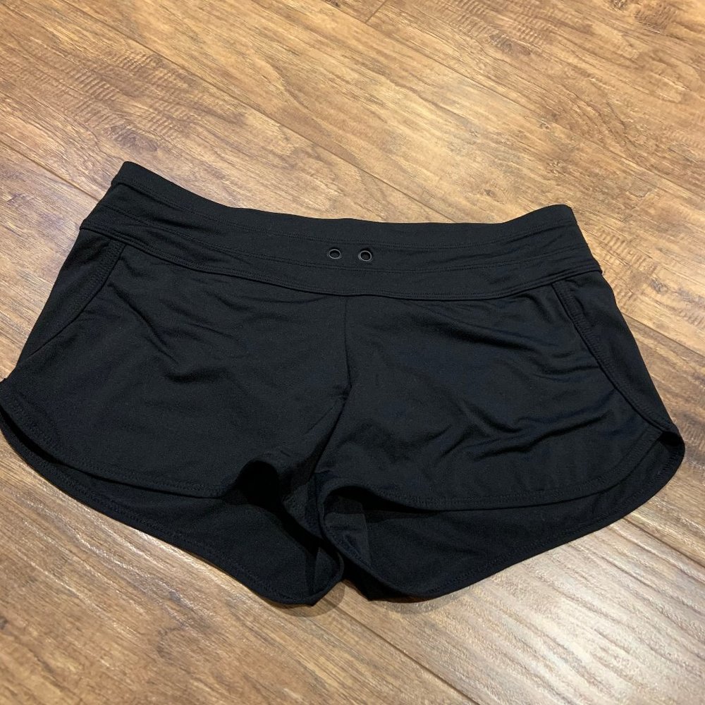 Athleta black workout shorts